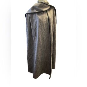 Authentic Vintage Alorna Chic Gray Women's Cape